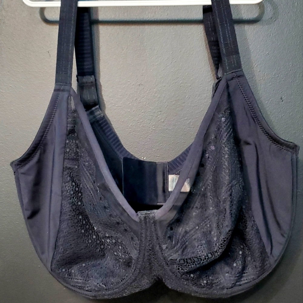 Understance 36J Black Bra